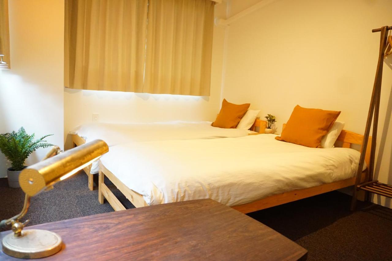 Beehive Hostel Osaka Zewnętrze zdjęcie