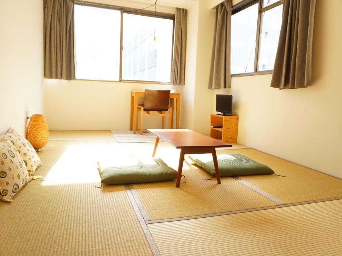 Beehive Hostel Osaka Zewnętrze zdjęcie