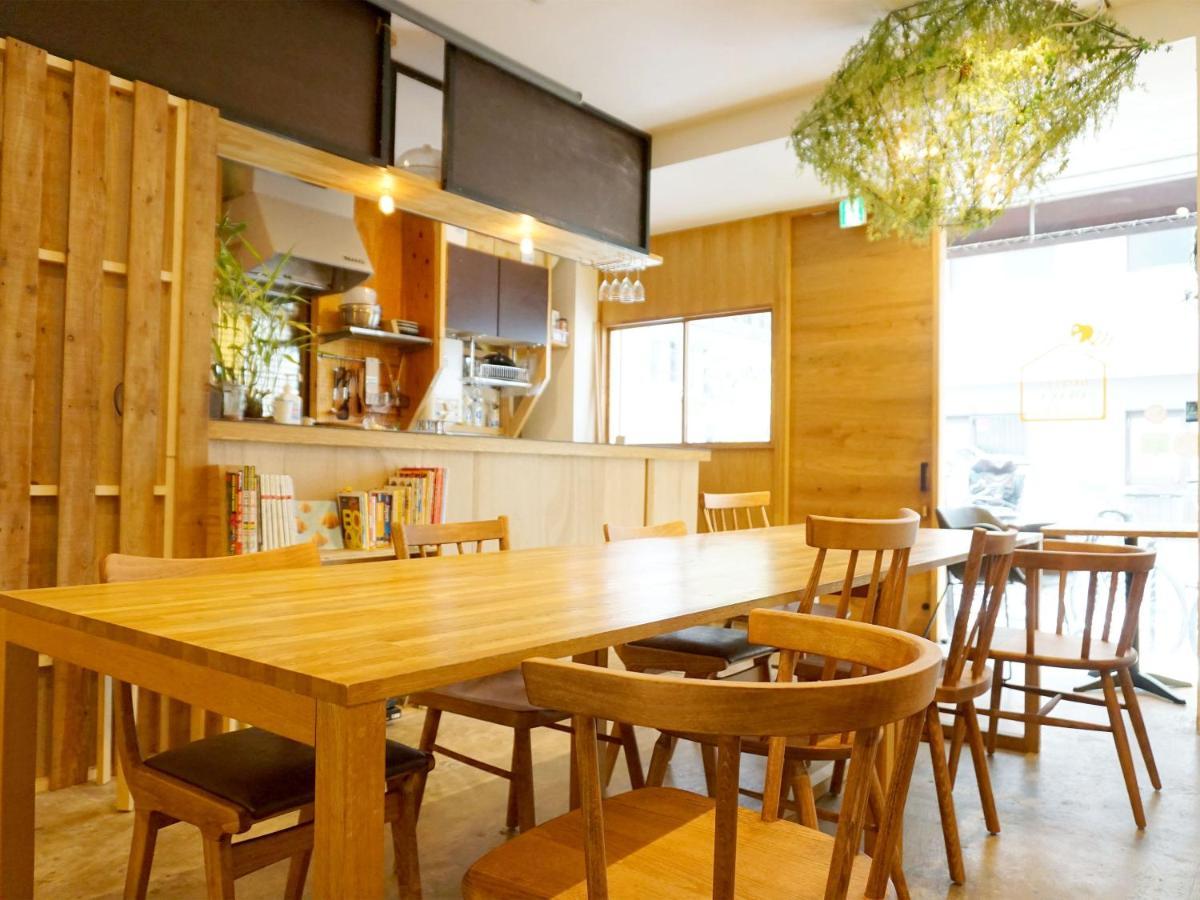 Beehive Hostel Osaka Zewnętrze zdjęcie