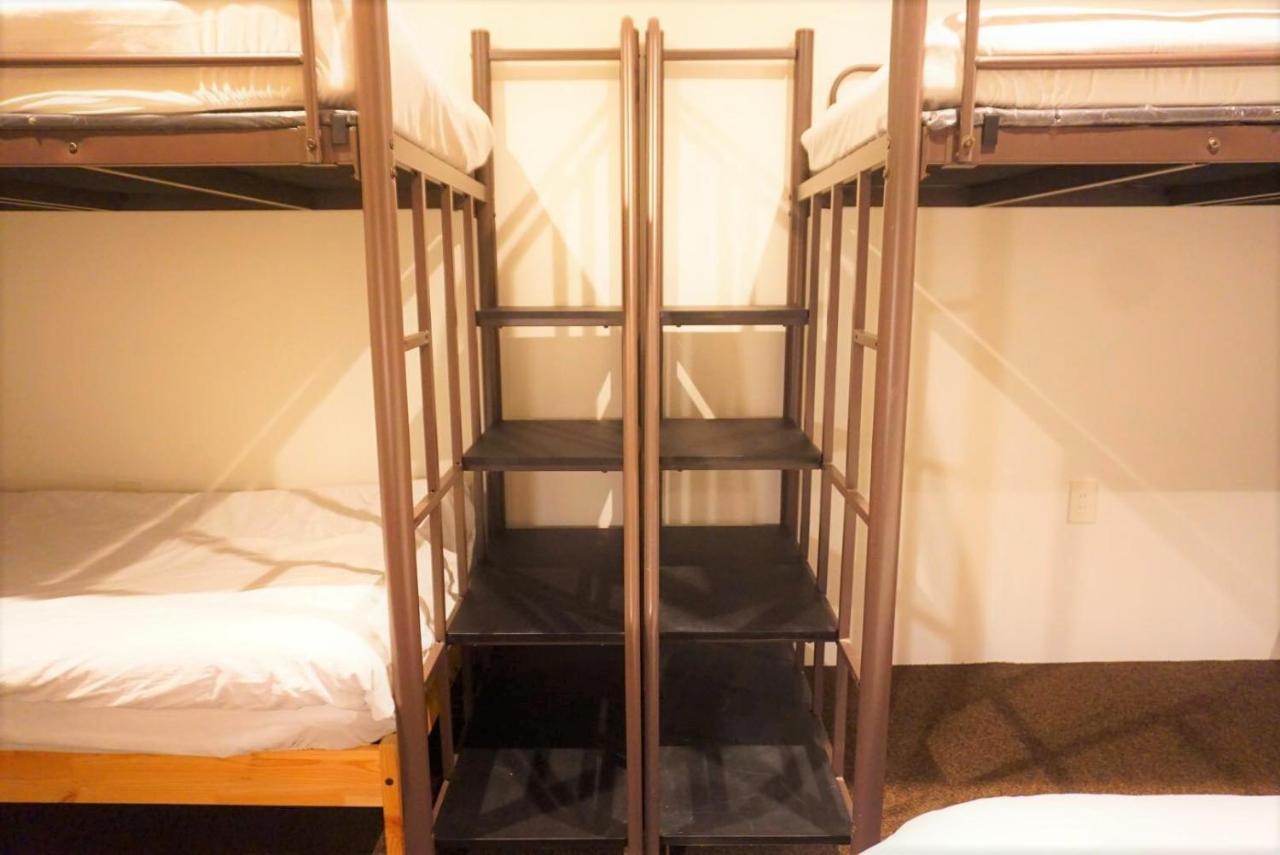 Beehive Hostel Osaka Zewnętrze zdjęcie