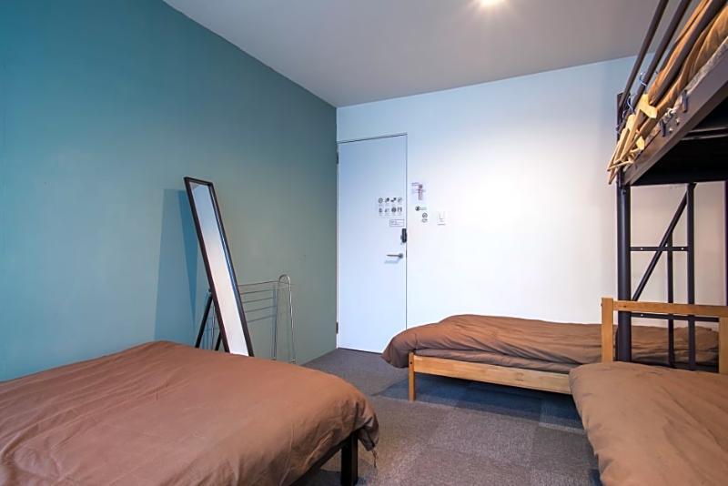 Beehive Hostel Osaka Zewnętrze zdjęcie